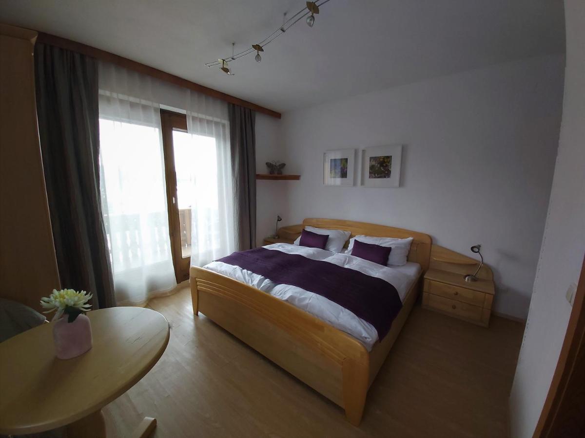 B&B Pension Karlsdorfer Hof Seeboden Eksteriør bilde