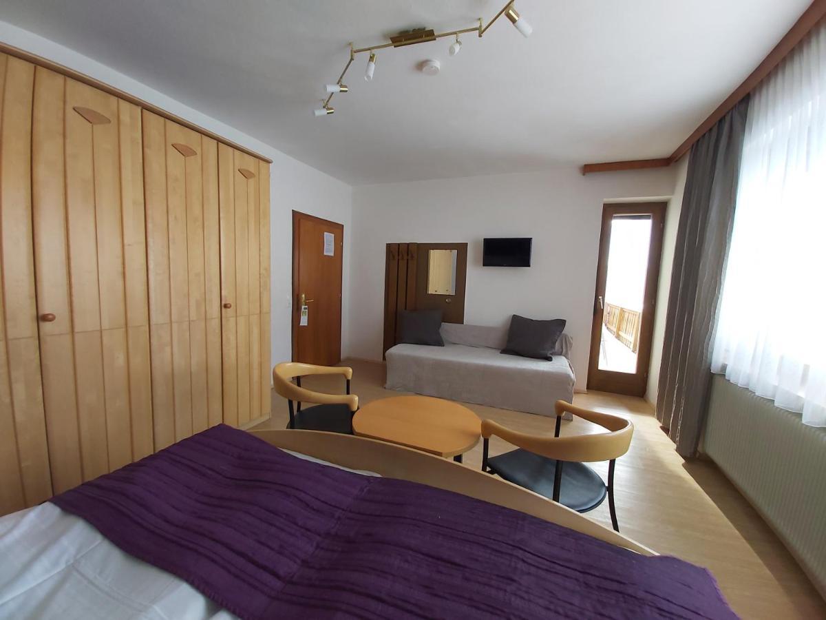 B&B Pension Karlsdorfer Hof Seeboden Eksteriør bilde